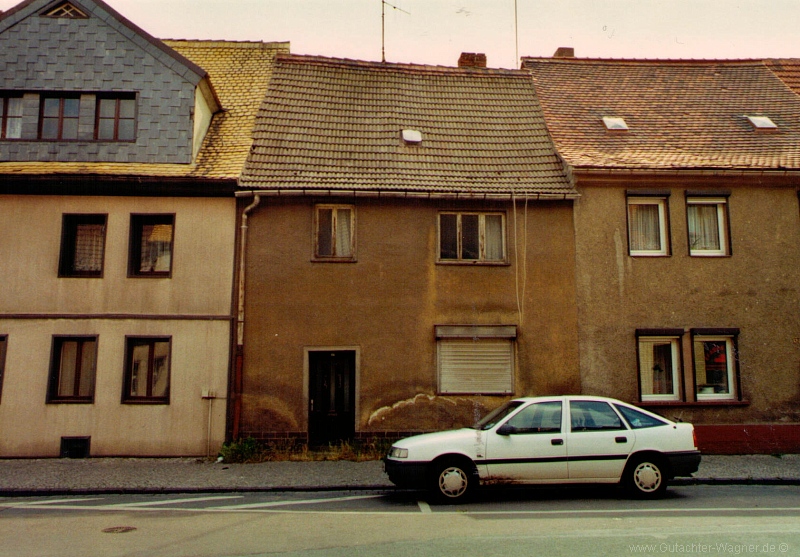 Gutachten unbewohntes und sanierungsbedürftiges Reihenhaus